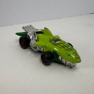 Hot Wheels Sharkruiser Lime Green Shark Car 2011 Mattel Diecast 1:64 Scale